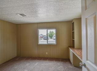1063 S 76th Pl, Mesa, AZ 85208