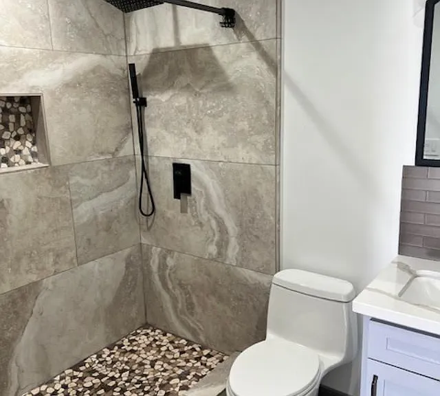2589 Amanda St #B — Photo 3