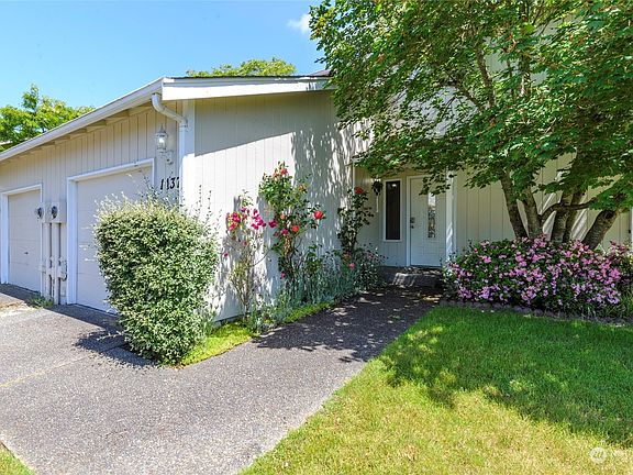 4th image of 1137 1141 N Vassault Street