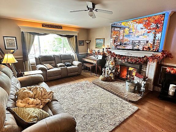 Authentic hardwood floors 