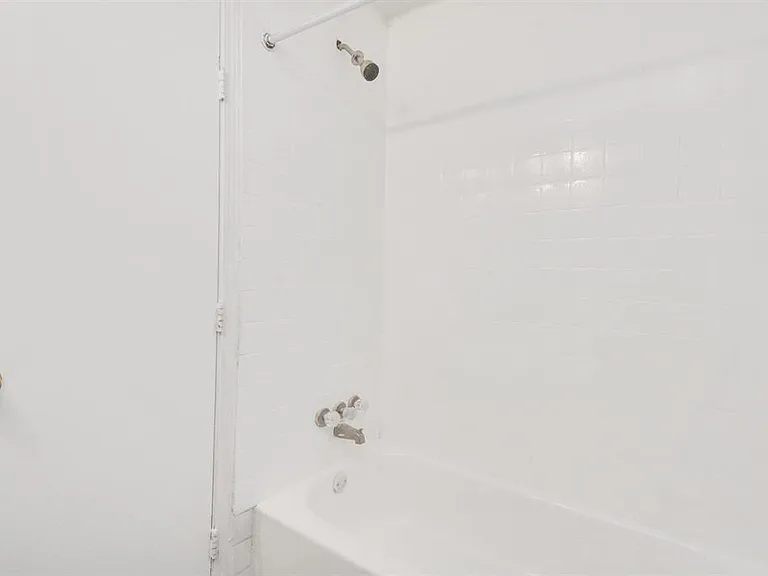4803 Beechaven St — Photo 13