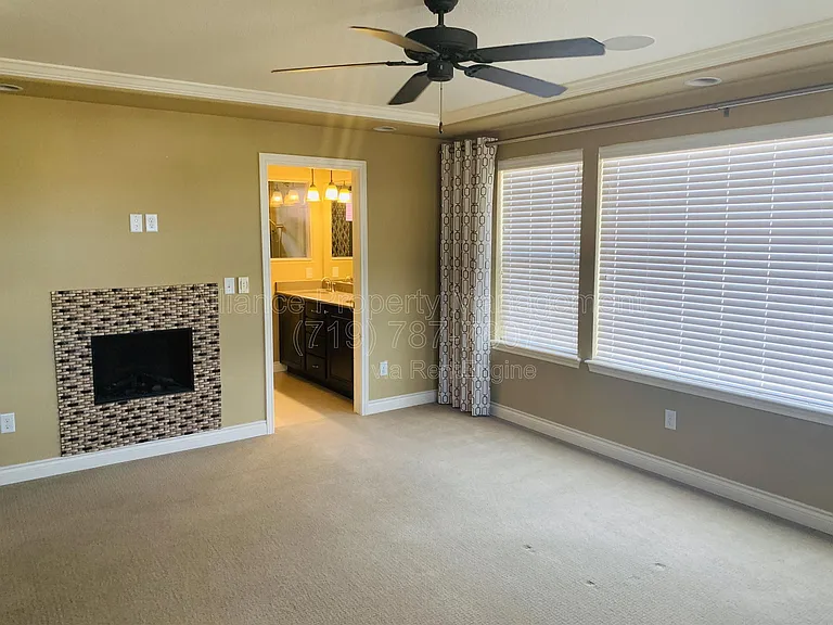 8284 Cypress Wood Dr — Photo 12