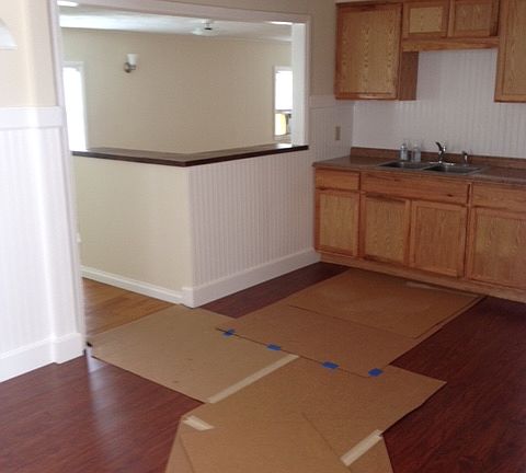 4th image of 521 Saint Ann St