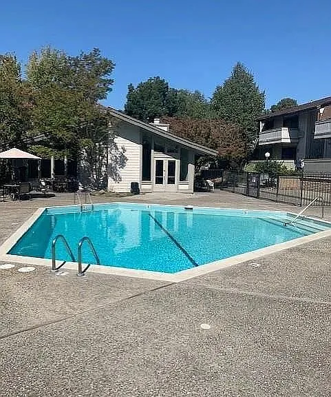 1407 Marchbanks Dr — Photo 20