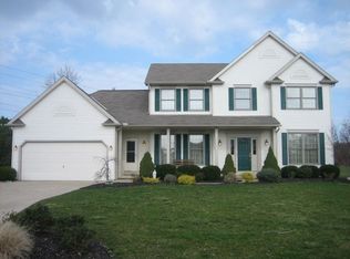 7287 Chestnut Ct, Olmsted Township, OH 44138