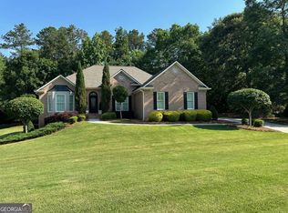 1305 Lake Forest Ln, McDonough, GA