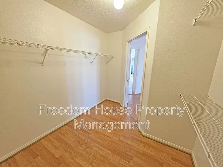 2250 S Ambush St — Photo 24