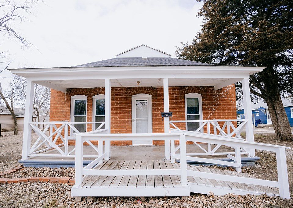405 N Fawn St, Caney, KS 67333 MLS 46098 Zillow