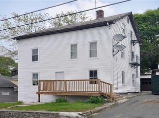 48 Thomas St, Woonsocket, RI 02895