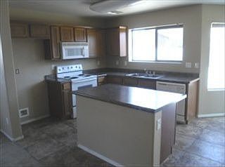 5th image of 46002 W Barbara Ln