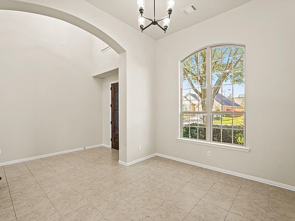 4th image of 10335 Belvamera Rd