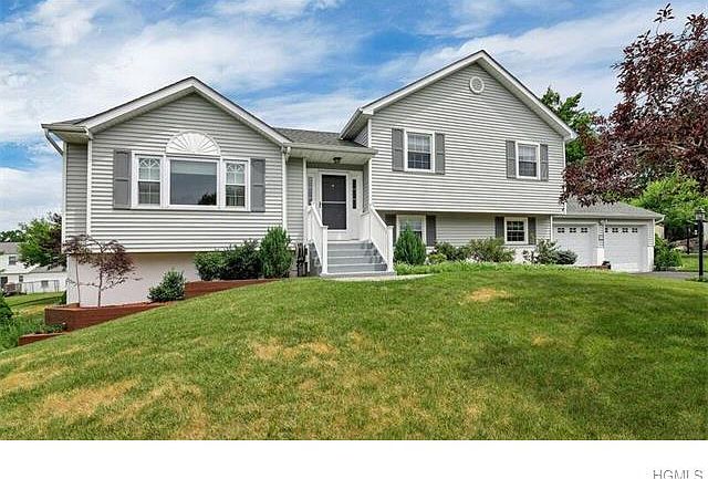 1st image of 60 Decker Dr