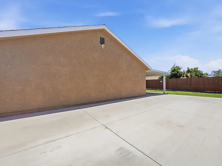 754 Guava Ave — Photo 29