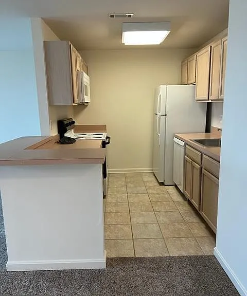 9000 Bay Ave #205 — Photo 8