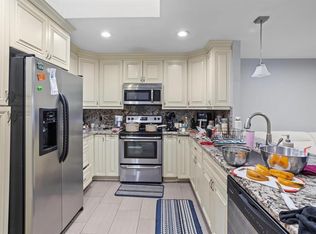 8930 SW 19th St APT C, Boca Raton, FL 33433