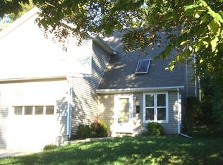 325 N Main St, Liberty, MO 64068
