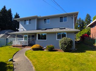 320 NW 110th St, Seattle, WA 98177