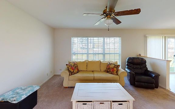 4th image of 1101 Oxford Ln