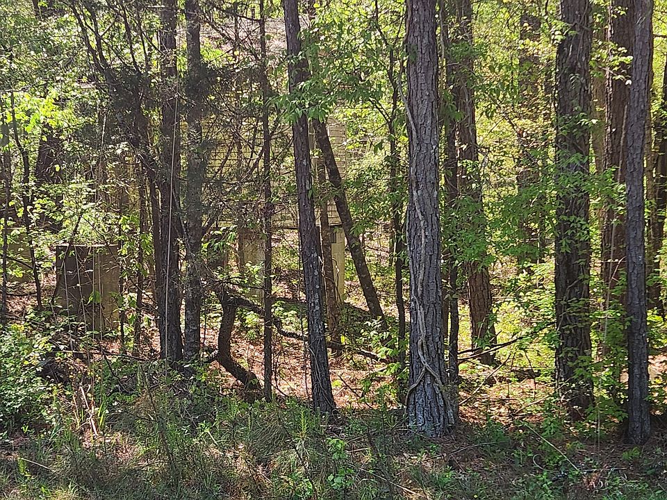 1st image of 674 Lower River Rd