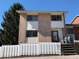 9T Stonehenge Cir, Baltimore, MD 21208