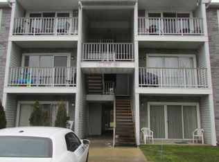 7 Aspen Ct, Hamilton, NJ 08619