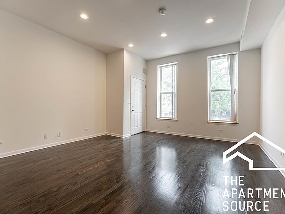 5th image of 1254 N Greenview Ave #1R