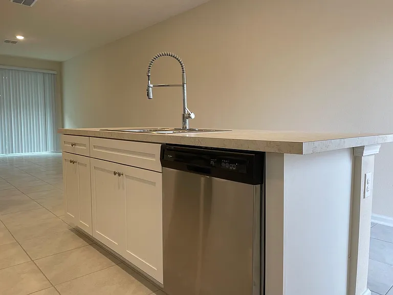 79 Red House Cir — Photo 4