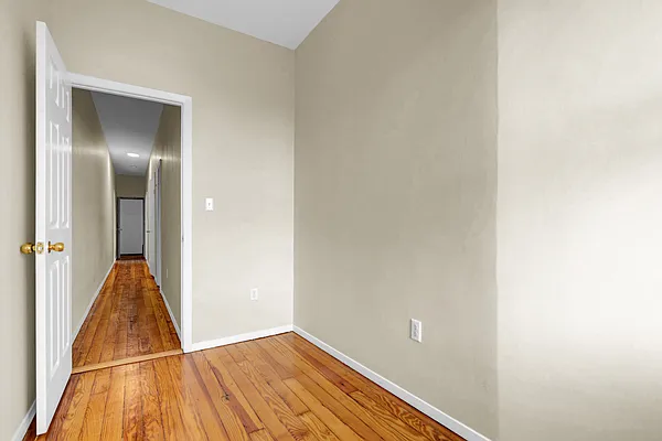 Rented by Brownstone Property Group | media 3