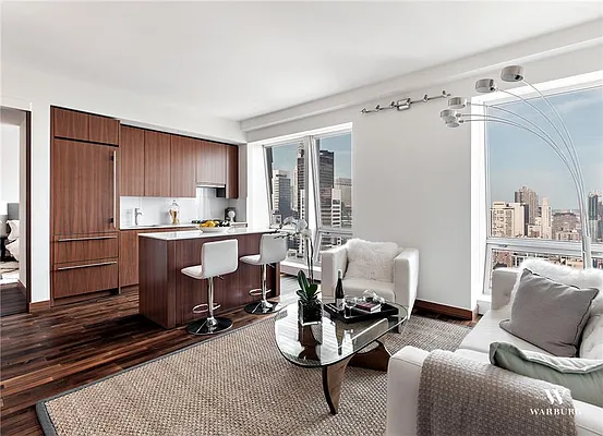 Sold by Warburg | media 1