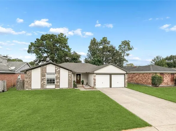 324 Drury Ln, Slidell, LA 70460