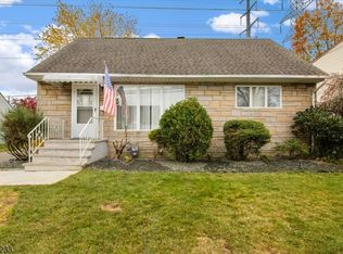 54 Doherty Dr, Clifton City, NJ 07013