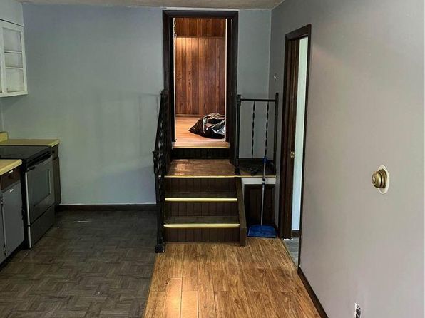 (undisclosed Address)