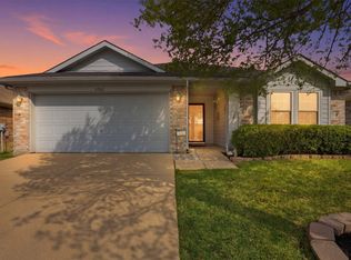 5762 Firethorn Ln, Dallas, TX 75249