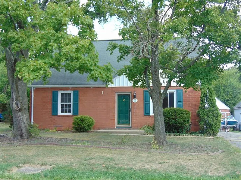 156 Redstone Furnace Rd photo 1
