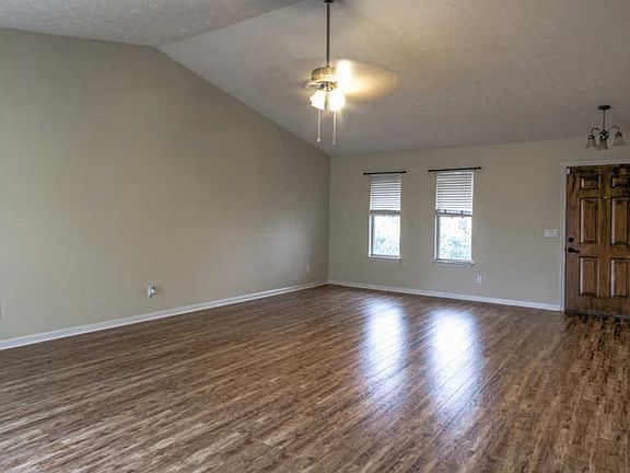 3rd image of 648 S Berthe Ave
