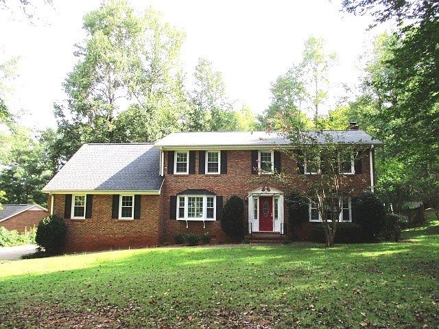 1st image of 99 Woodwind Dr