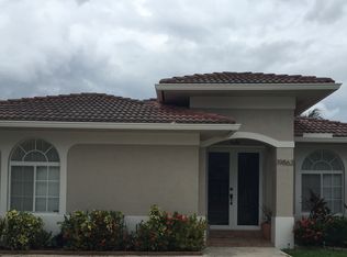 19863 NW 78th Pl, Hialeah, FL 33015