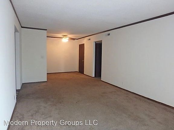 3rd image of 108 Sieville Ave APT 110
