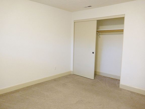 4th image of 1601 Broadway St APT 7