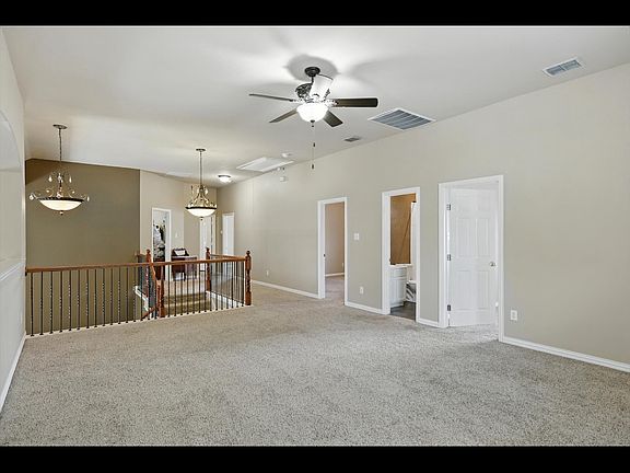3rd image of 3412 Hofstra Dr