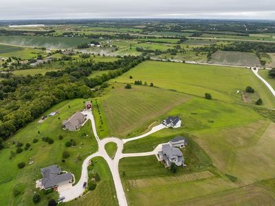 19 Pointe Ct #2, Cumming, IA, 50061