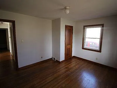 1408 S 26th St — Photo 5