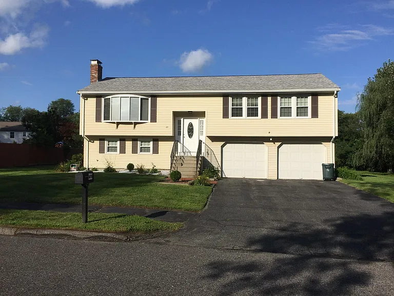 45 Hapgood Way — Photo 1