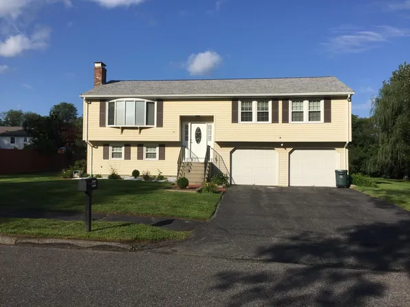 45 Hapgood Way, Shrewsbury, MA 01545