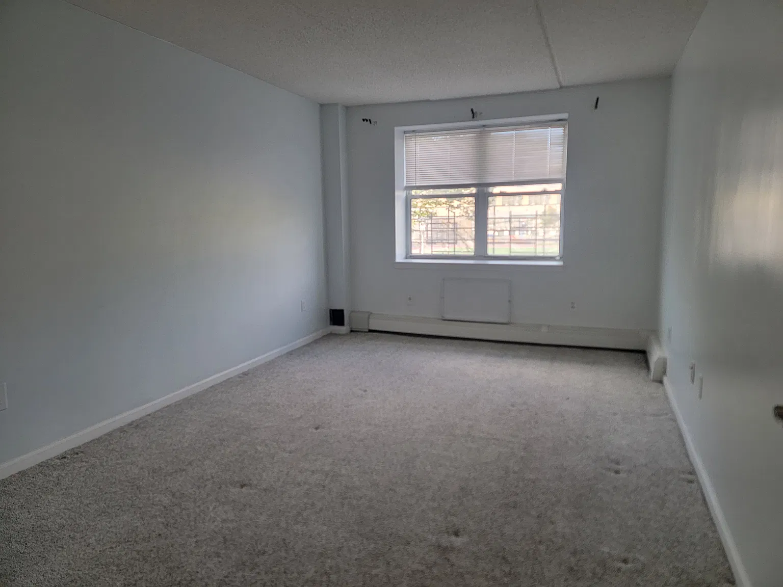 7914 Rockaway Beach Blvd — Photo 4