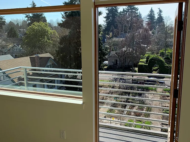 Move the House — Photo 11