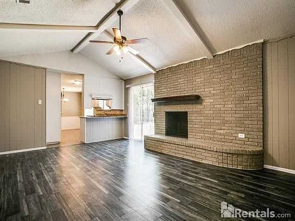 5th image of 816 Michelle Dr