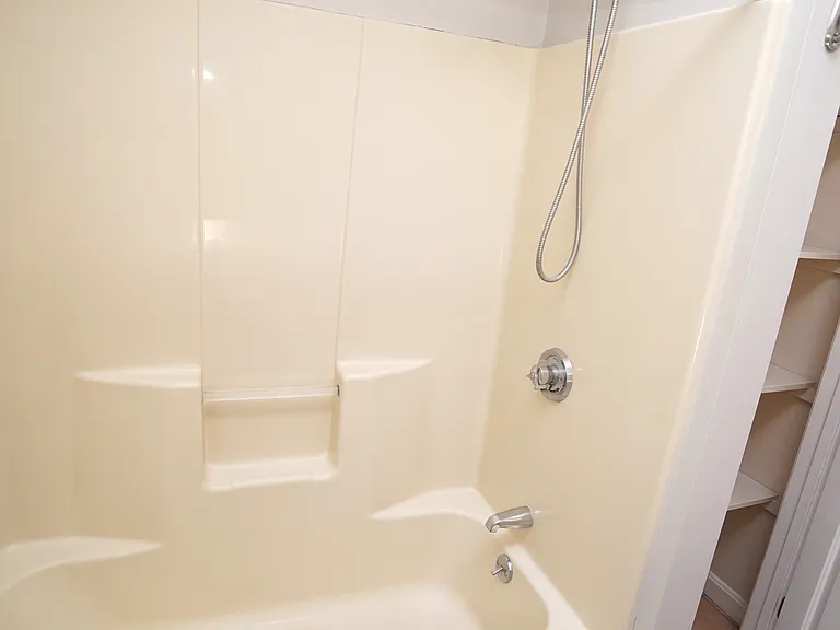 8 Mann St #8 — Photo 19