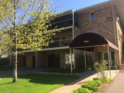 5725 Blake Rd S APT 204, Edina, MN, 55436