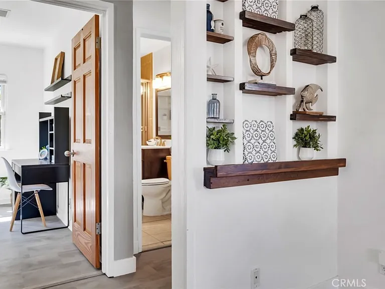 2815 Barkley Ln — Photo 10